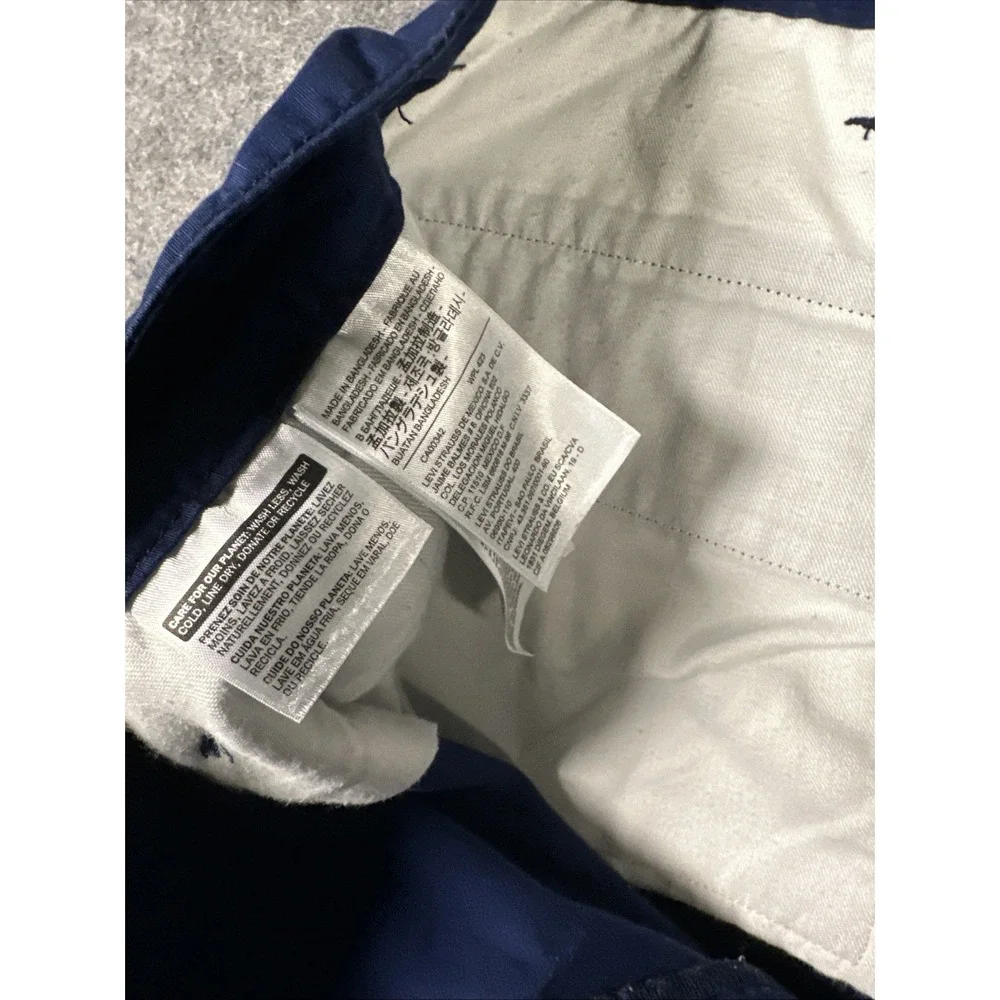 Levi's Shorts Men 40 Blue 100% Cotton Ripstop Cargo‎ Pockets White Tab